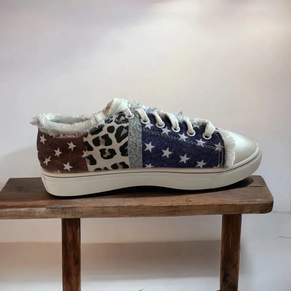 Women's Star Pattern Canvas Shoes, Casual Lace Up Low Top Sneaker Size 7 - Picture 2 of 5